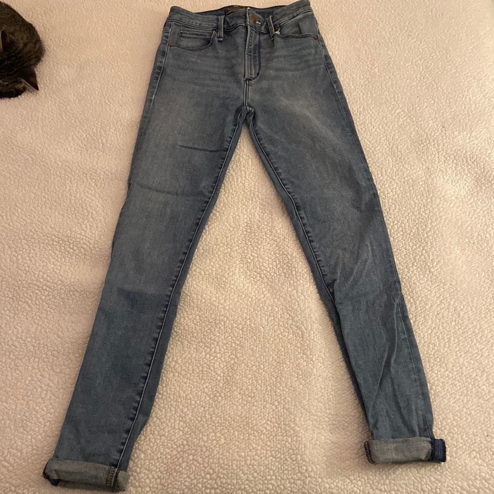 ABERCROMBIE SKINNY JEANS